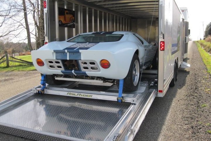 Indiana enclosed car shipping near me