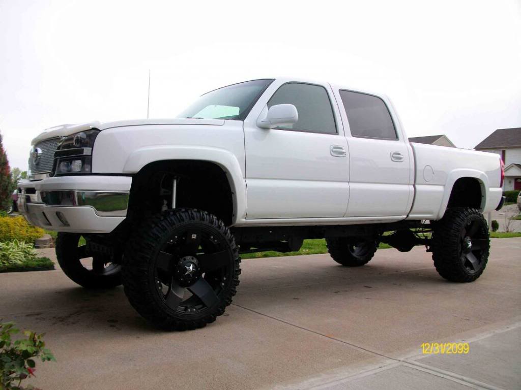 lifted-modified truck shipping